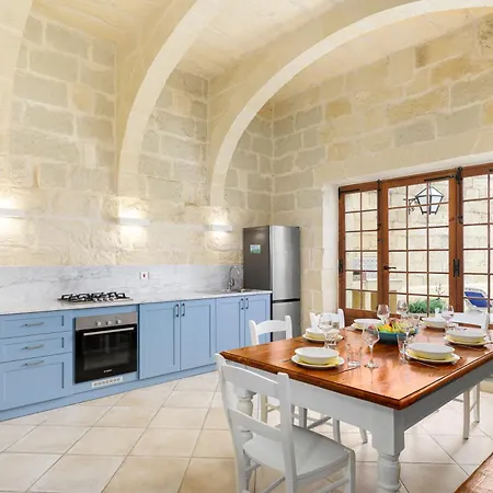 Dar Tal-patri With Private Pool Ghammar