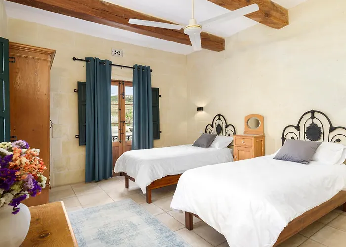 Dar Tal-patri With Private Pool Ghammar