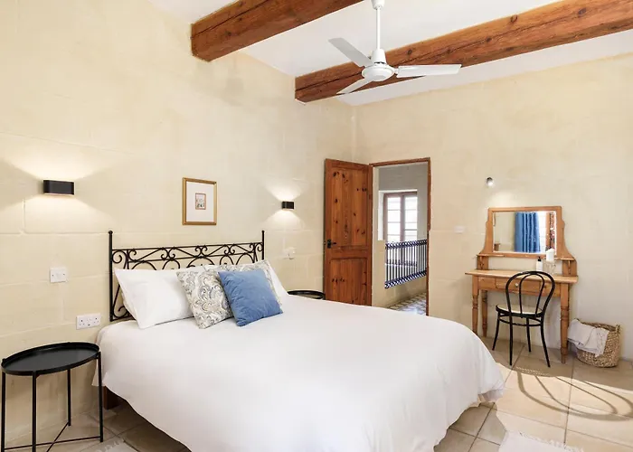 Dar Tal-patri With Private Pool